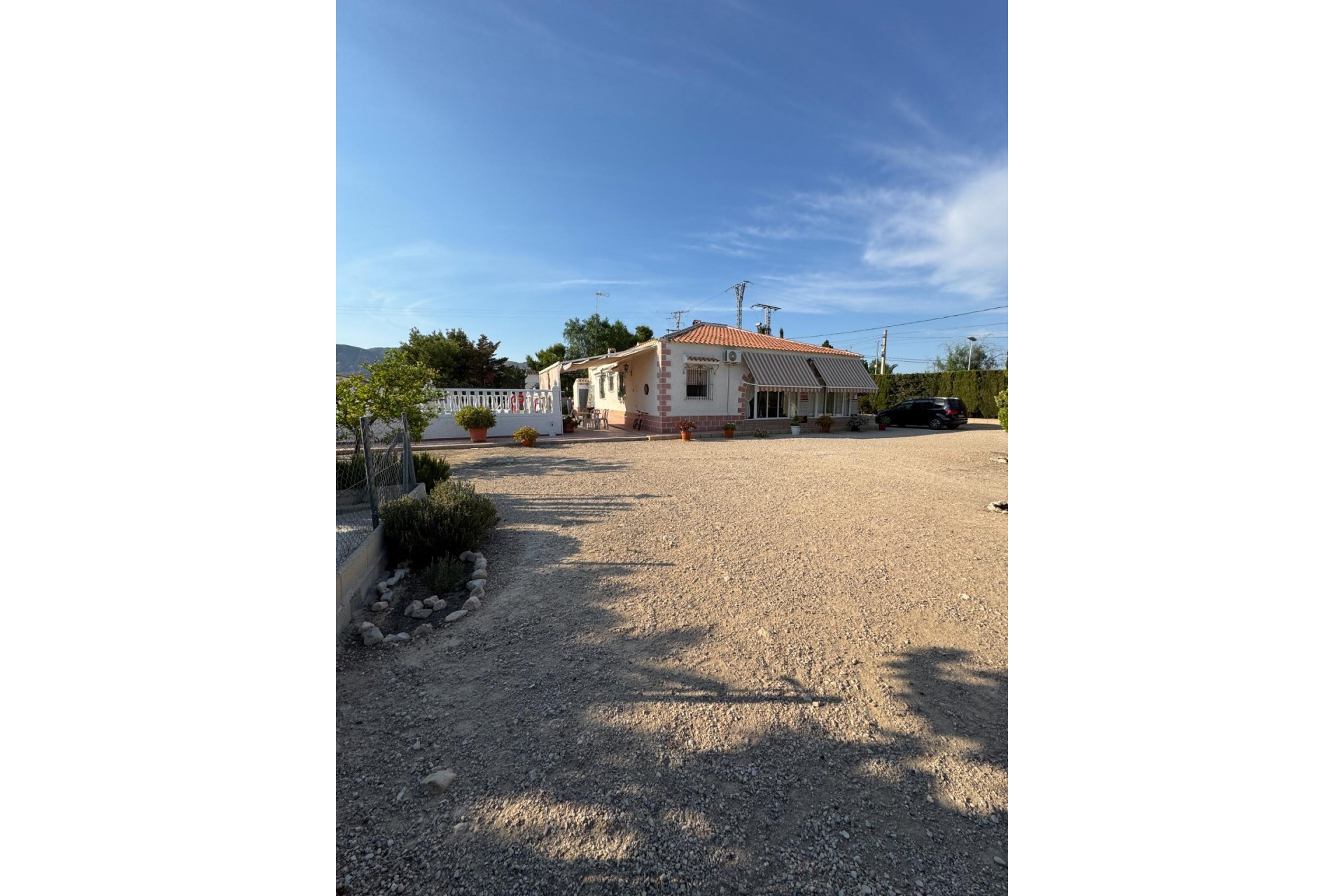 Brukt - Villa -
Albatera - Partida Lomas