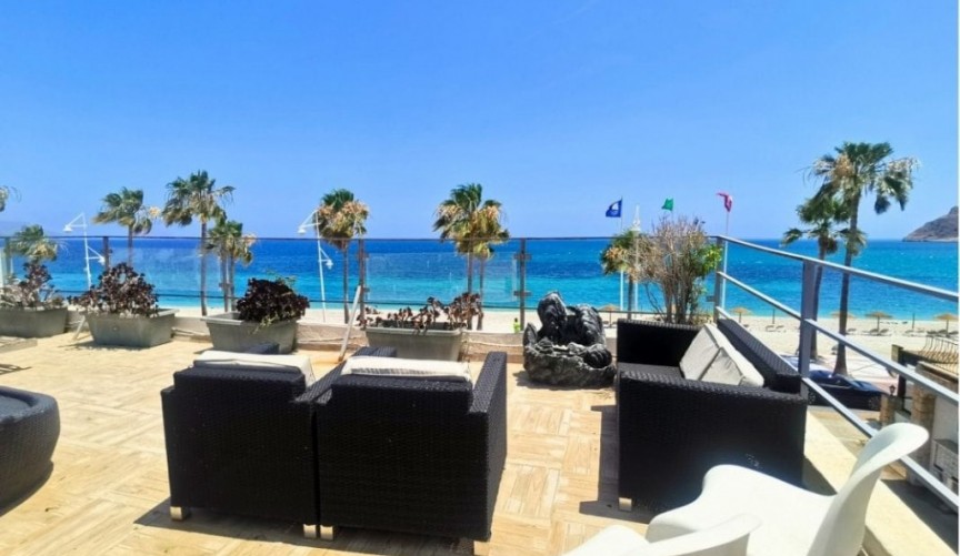 Brukt - Villa -
Albir - Costa Blanca