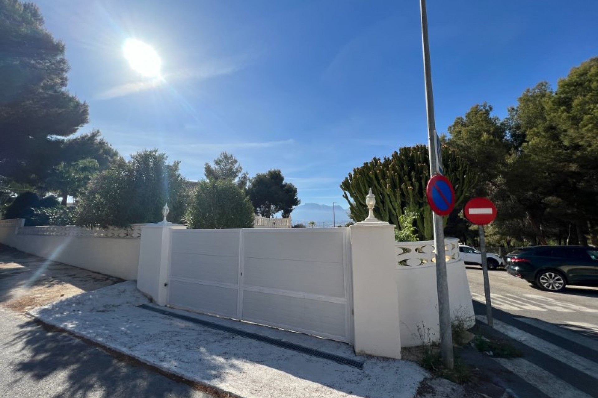 Brukt - Villa -
Alfas del Pí - Costa Blanca