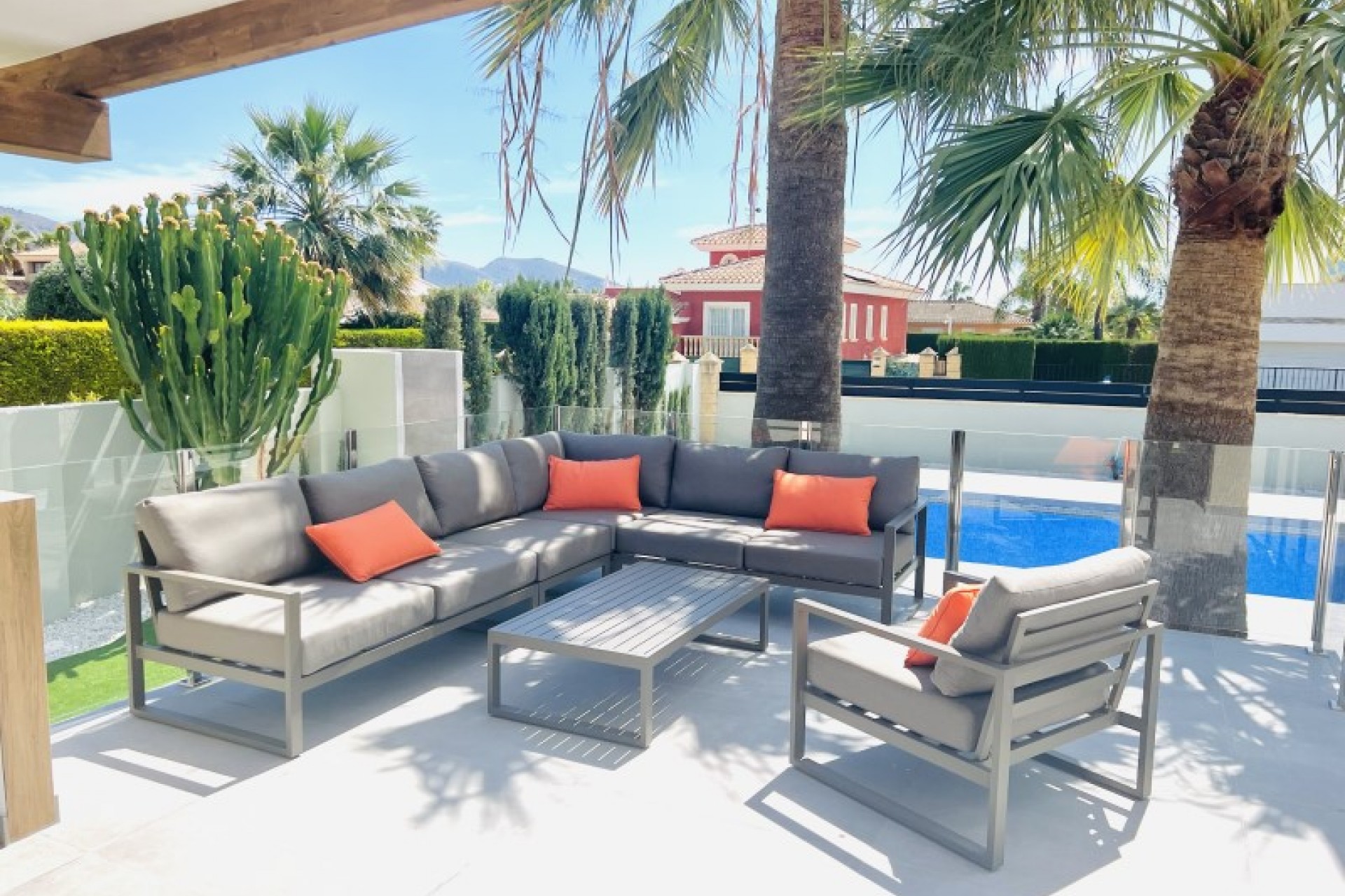 Brukt - Villa -
Alfas del Pí - Costa Blanca