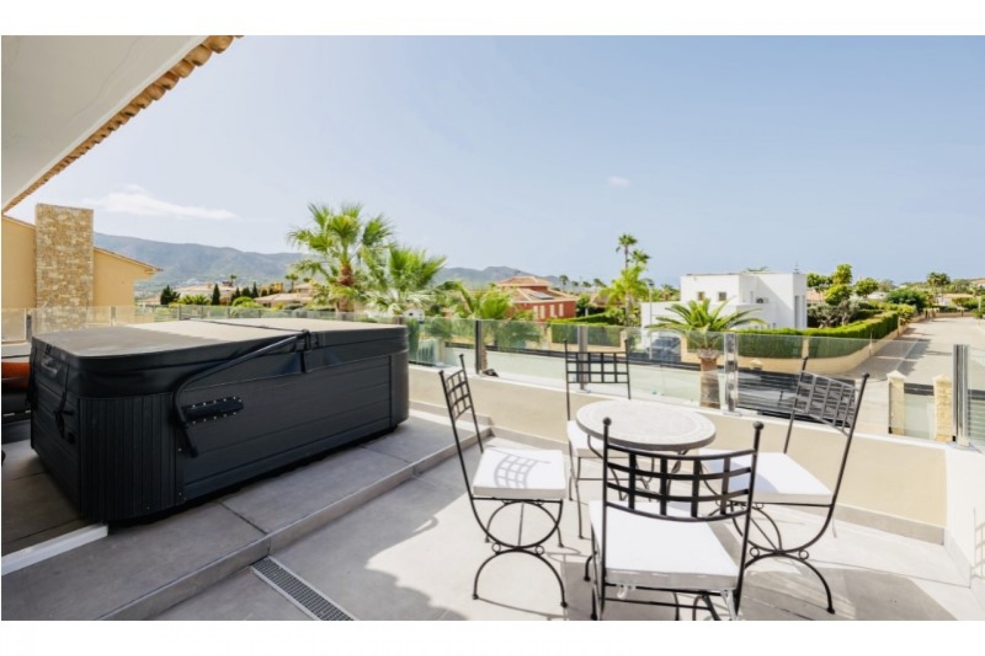 Brukt - Villa -
Alfas del Pí - Costa Blanca