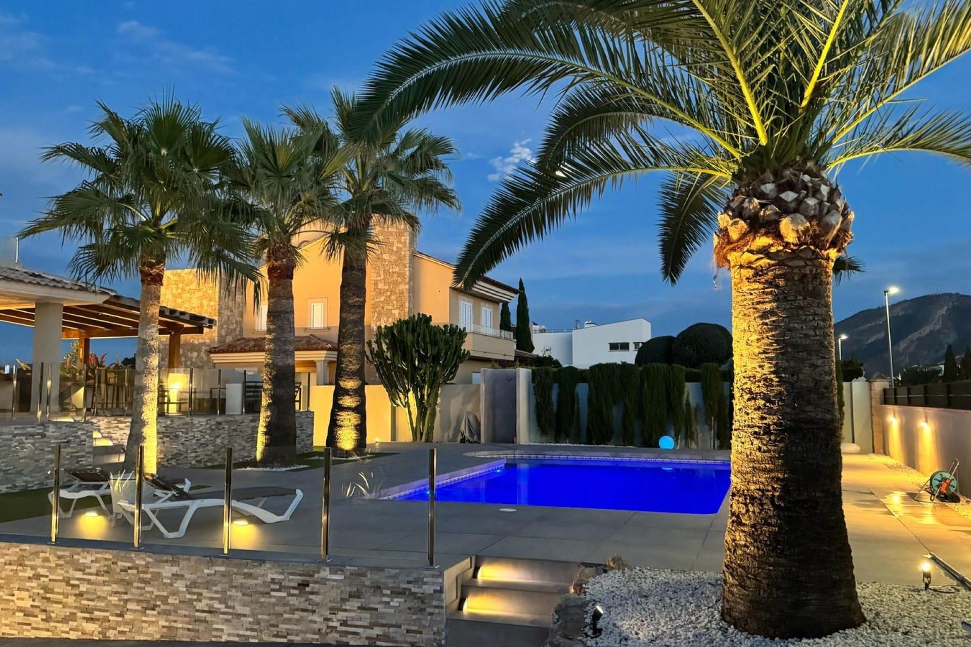 Brukt - Villa -
Alfas del Pí - Costa Blanca