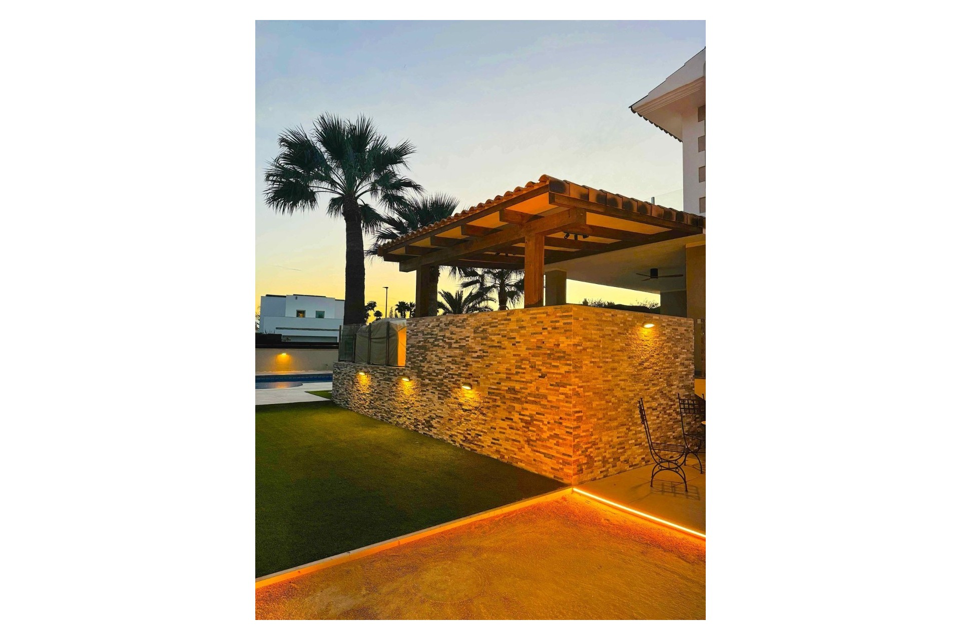 Brukt - Villa -
Alfas del Pí - Costa Blanca