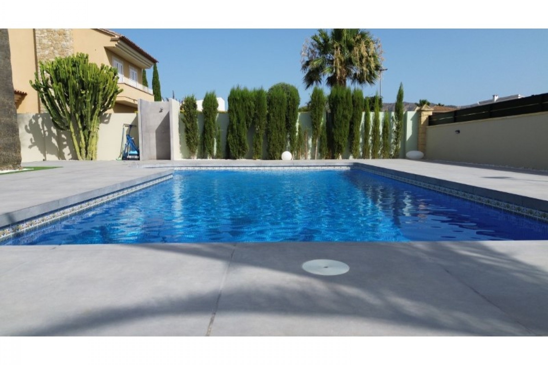 Brukt - Villa -
Alfas del Pí - Costa Blanca