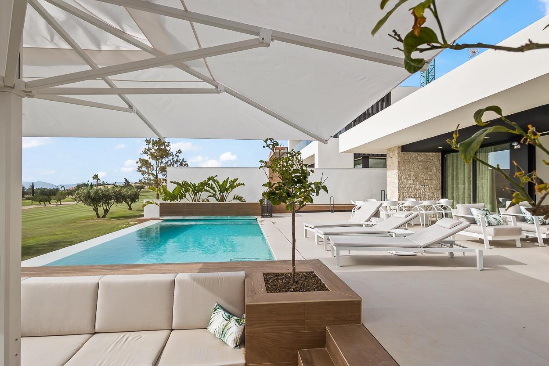 Brukt - Villa -
Algorfa - Comunidad Valenciana