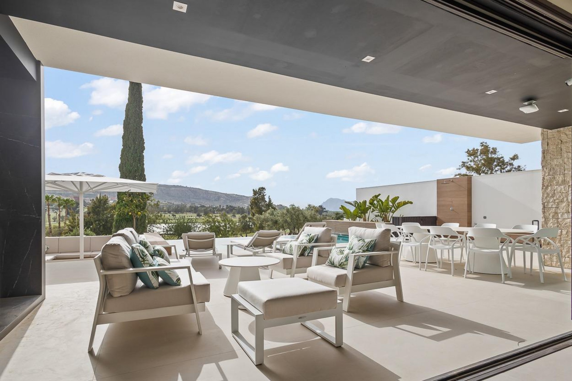 Brukt - Villa -
Algorfa - Comunidad Valenciana