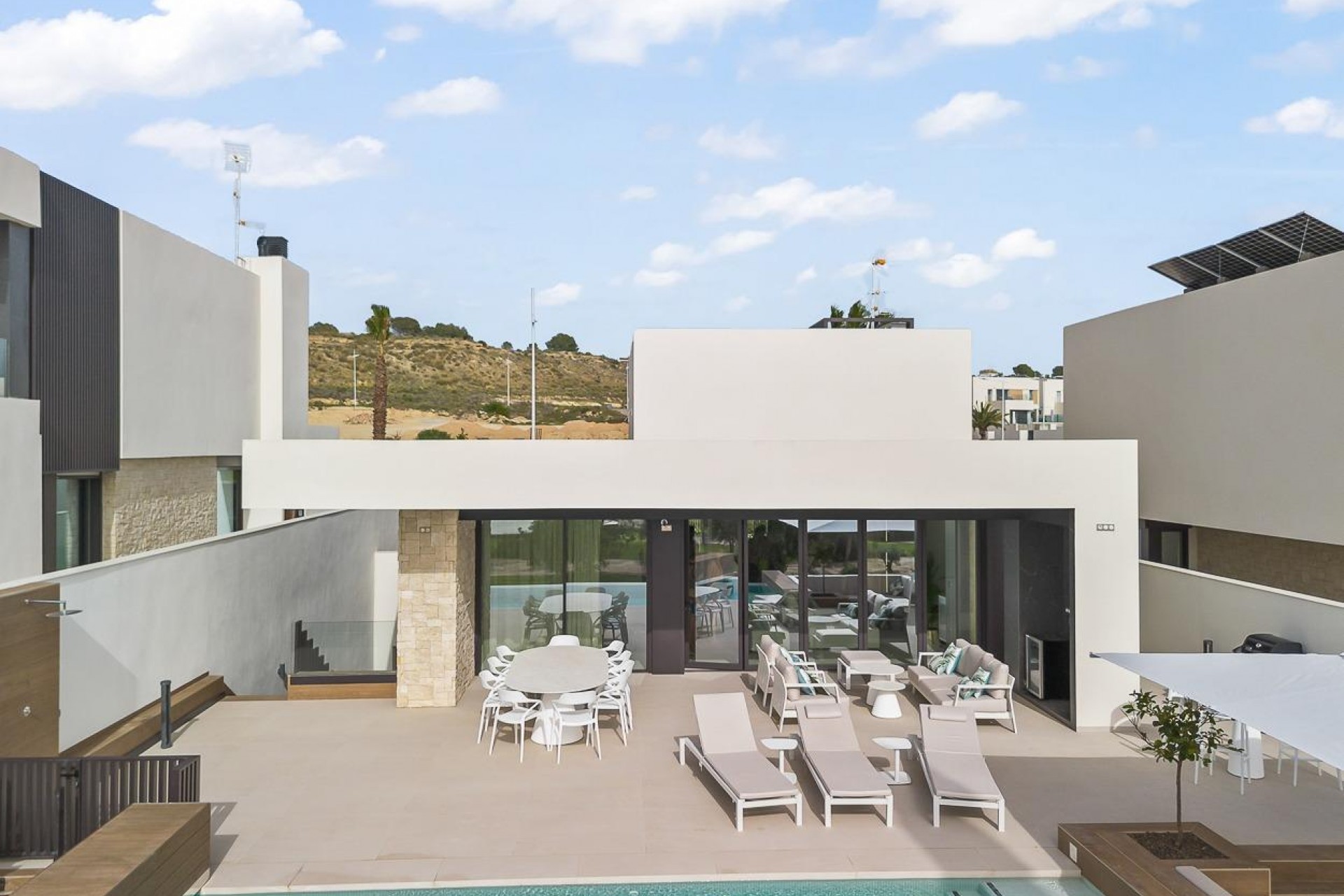 Brukt - Villa -
Algorfa - Comunidad Valenciana