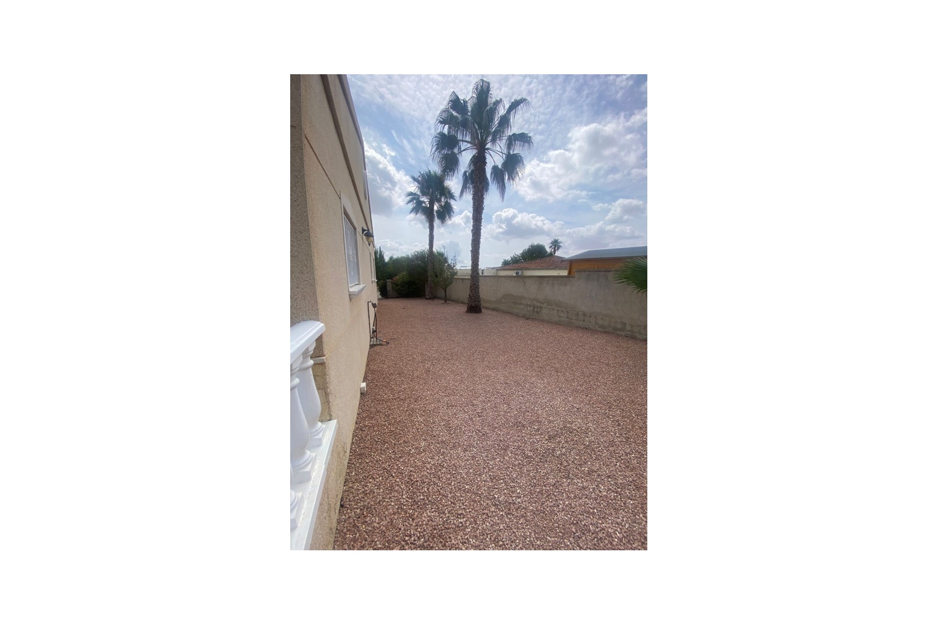 Brukt - Villa -
Algorfa - Inland