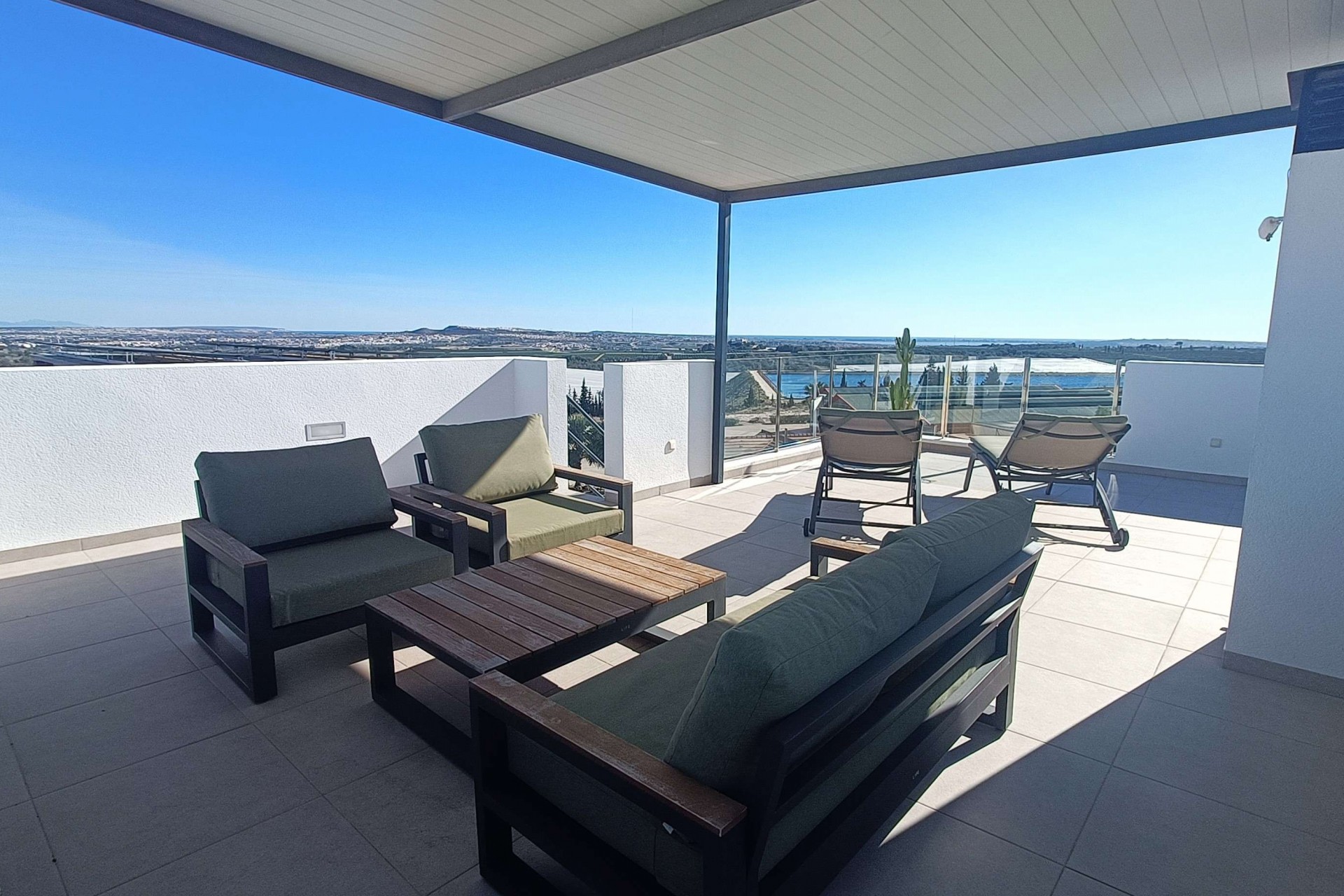 Brukt - Villa -
Algorfa - Inland