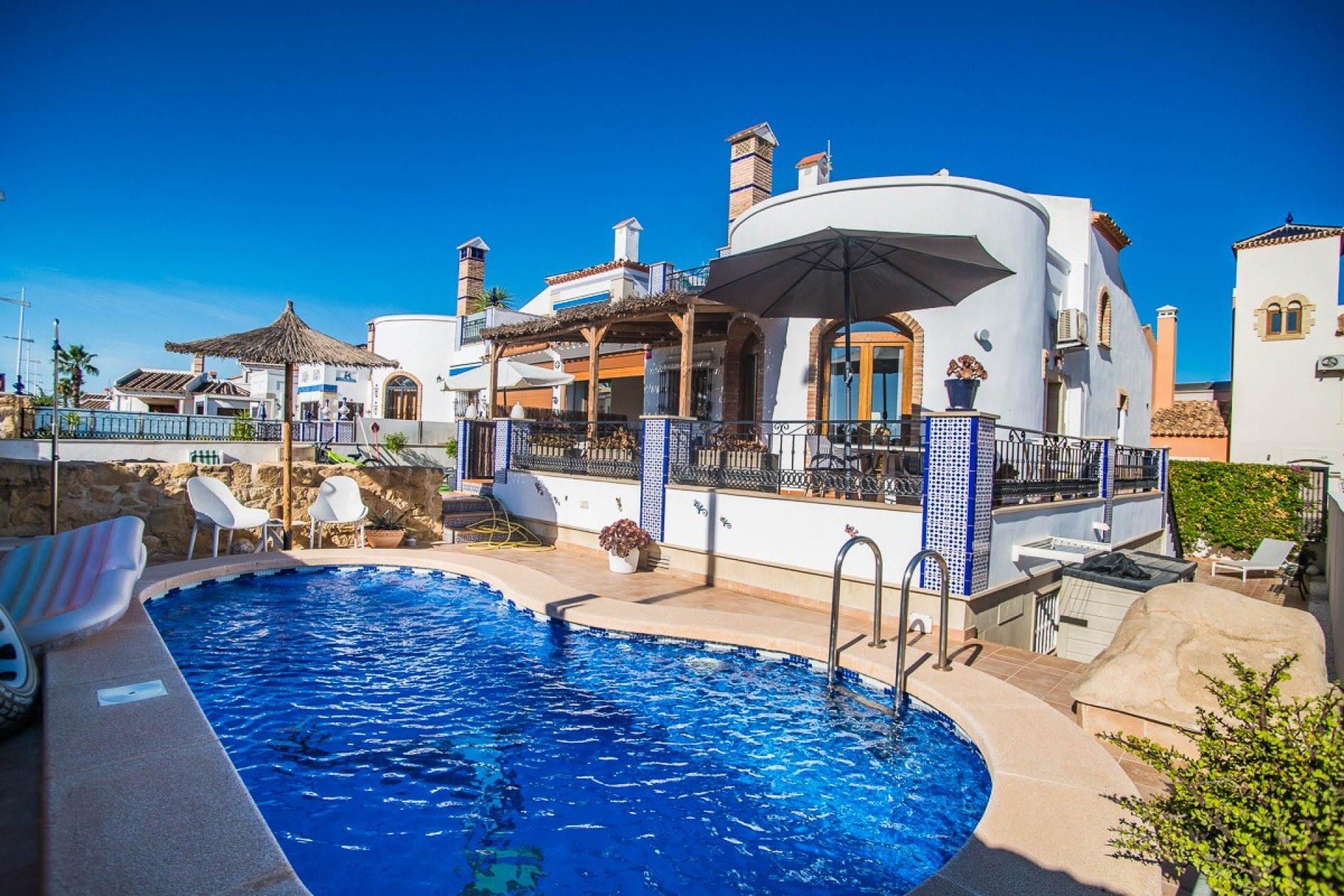 Brukt - Villa -
Algorfa - Inland