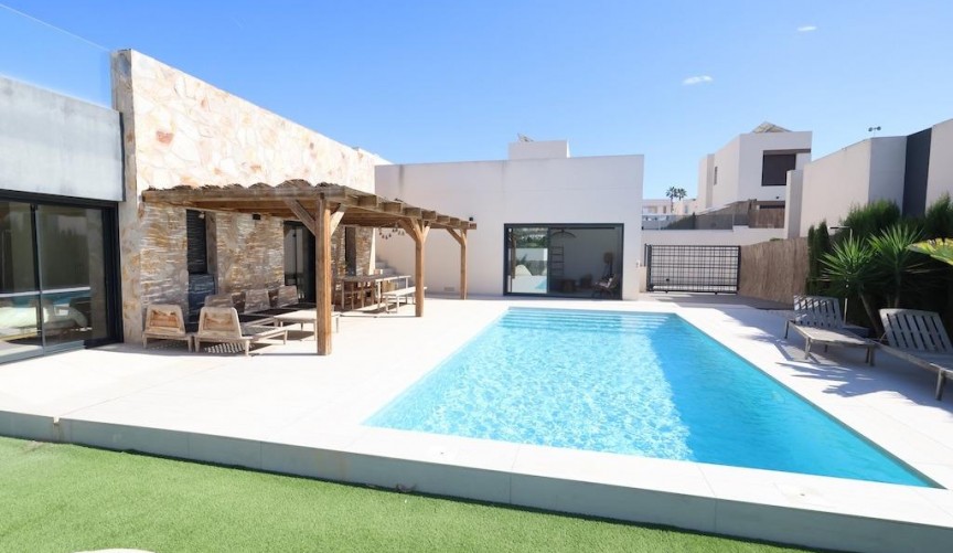 Brukt - Villa -
Algorfa - Inland