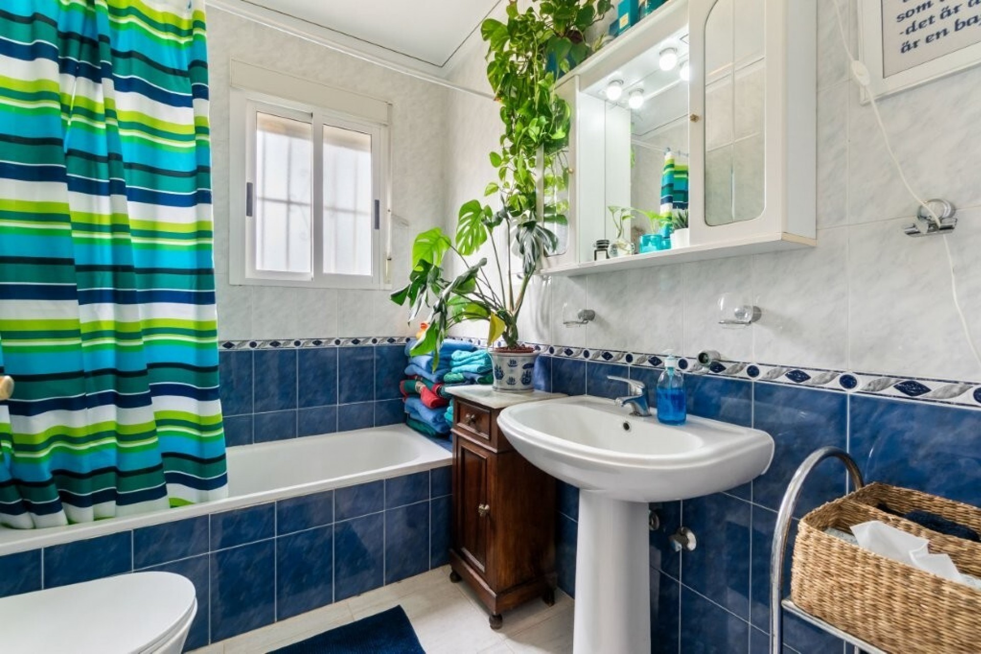 Brukt - Villa -
Algorfa - Montemar