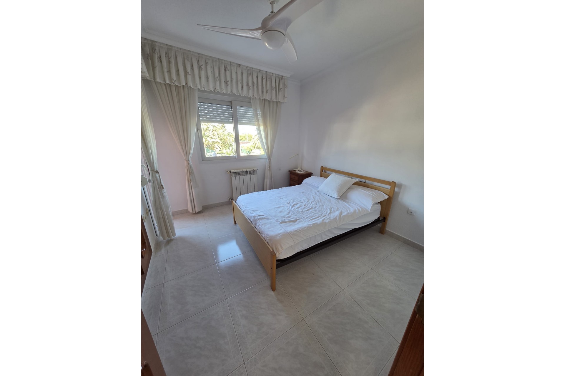 Brukt - Villa -
Alicante - Costa Blanca