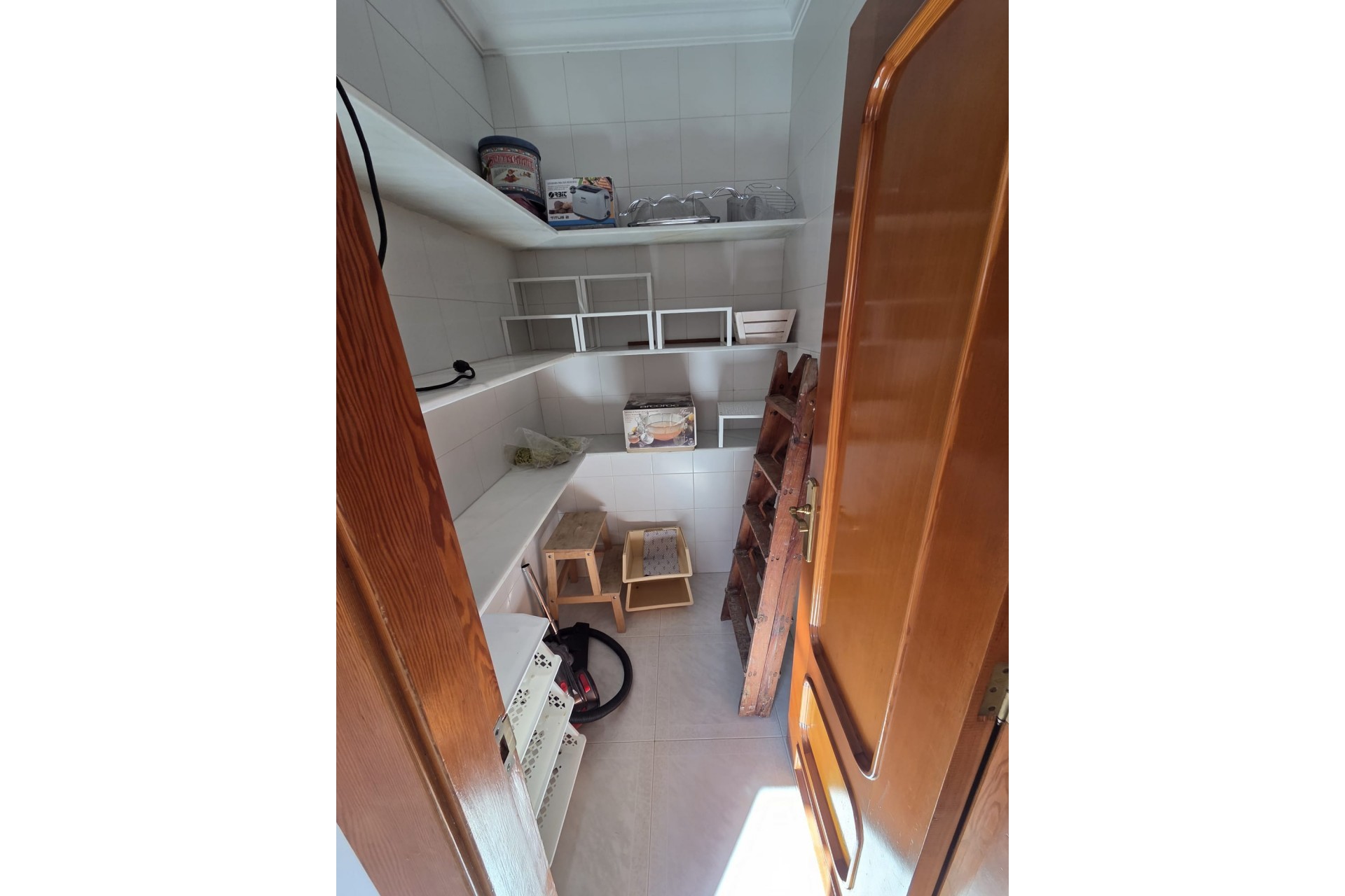 Brukt - Villa -
Alicante - Costa Blanca