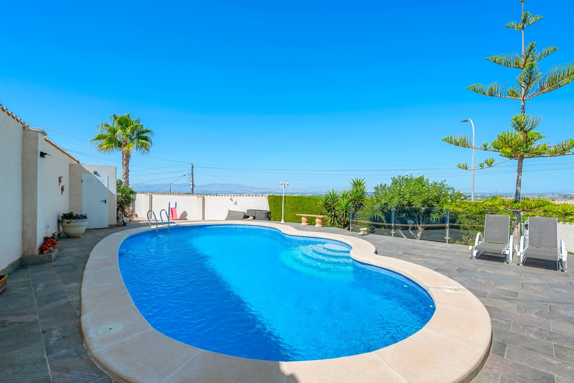 Brukt - Villa -
Almoradí - Inland