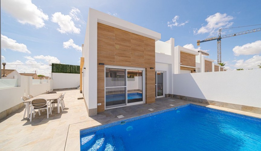 Brukt - Villa -
Avileses - Inland