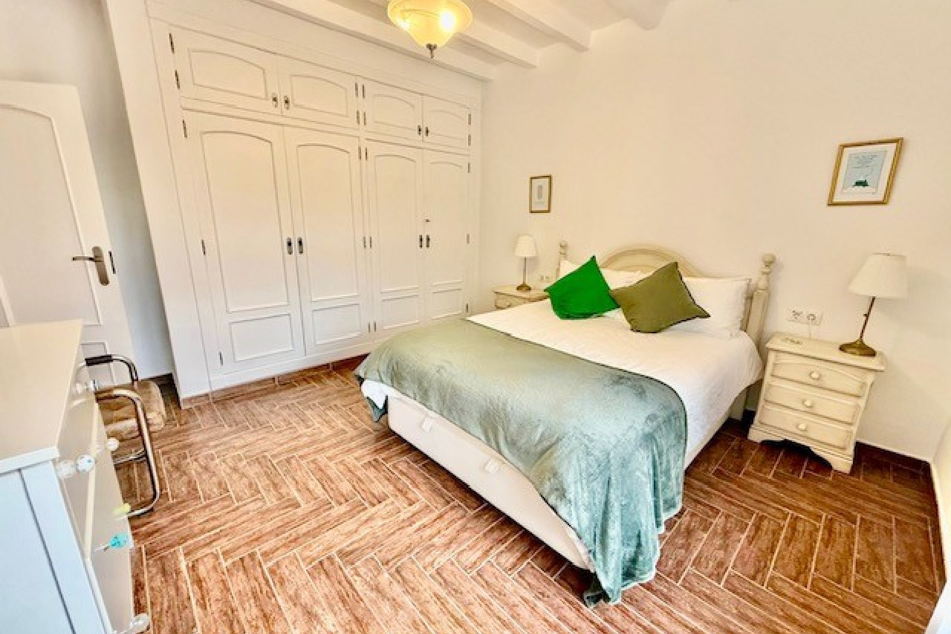 Brukt - Villa -
Avileses - Inland