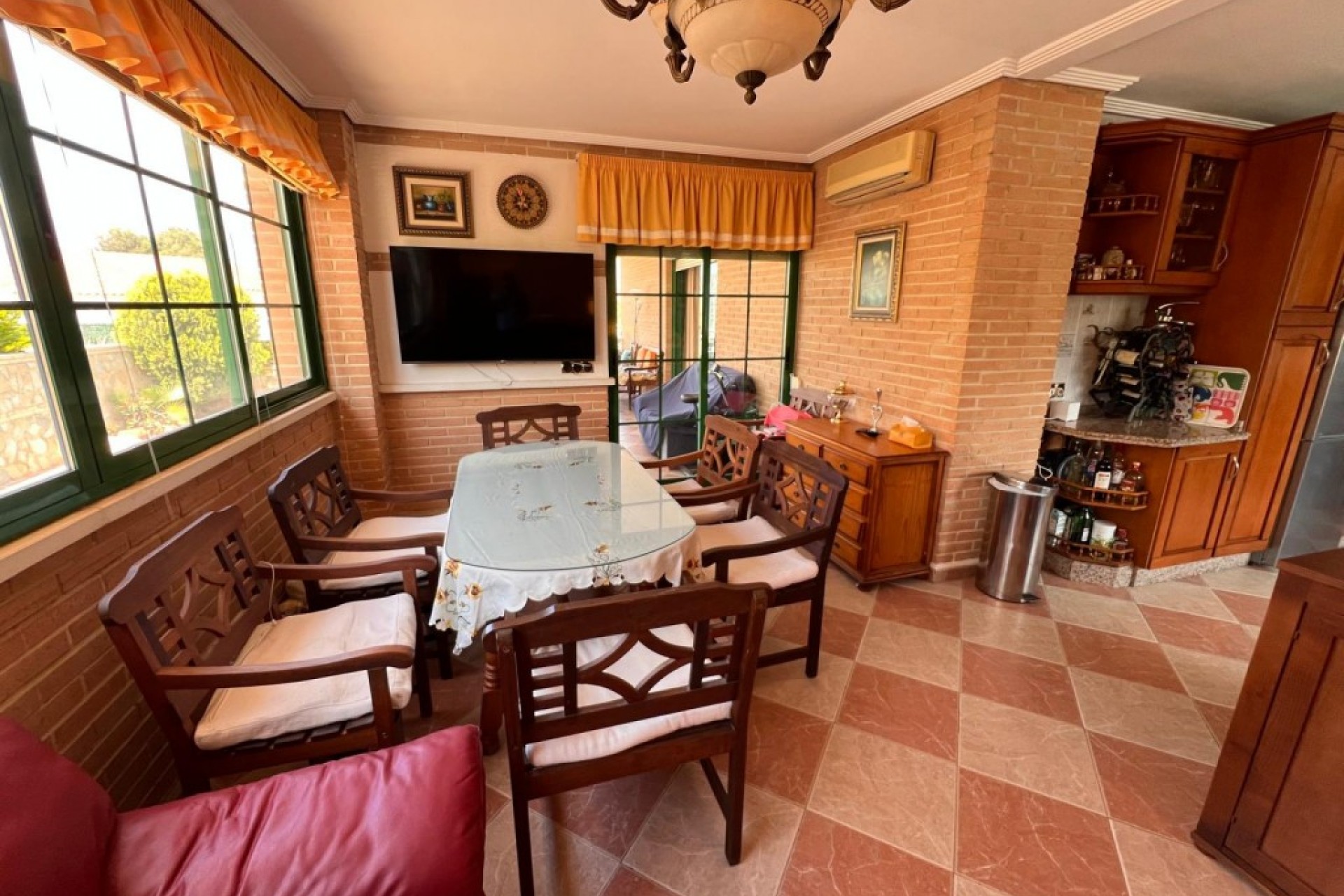 Brukt - Villa -
Benidorm - Costa Blanca