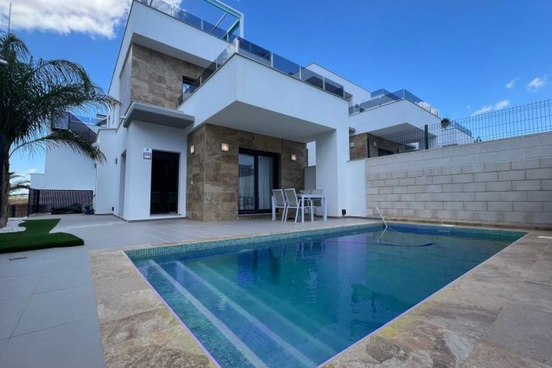 Brukt - Villa -
Benijofar - Costa Blanca