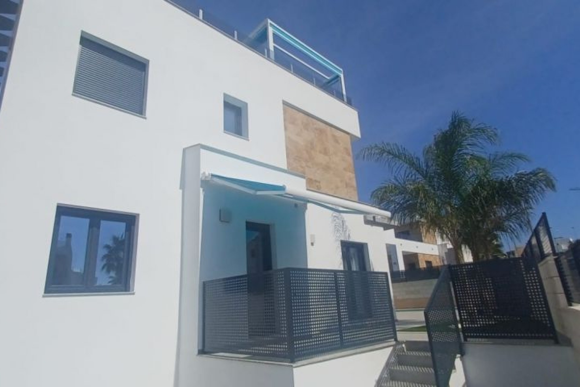 Brukt - Villa -
Benijofar - Costa Blanca