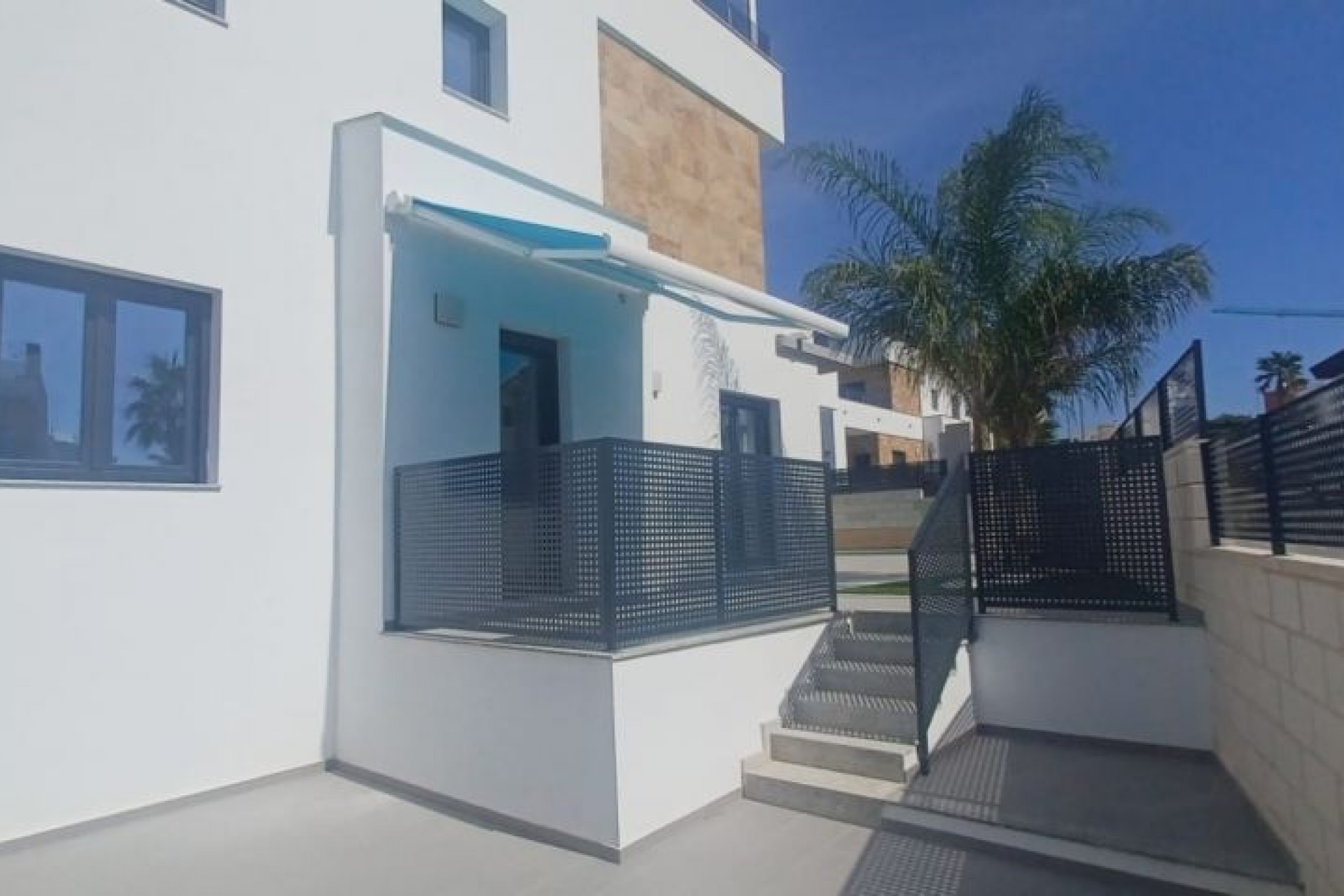 Brukt - Villa -
Benijofar - Costa Blanca