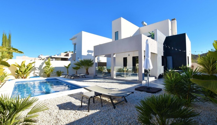 Brukt - Villa -
Benijofar - Costa Blanca