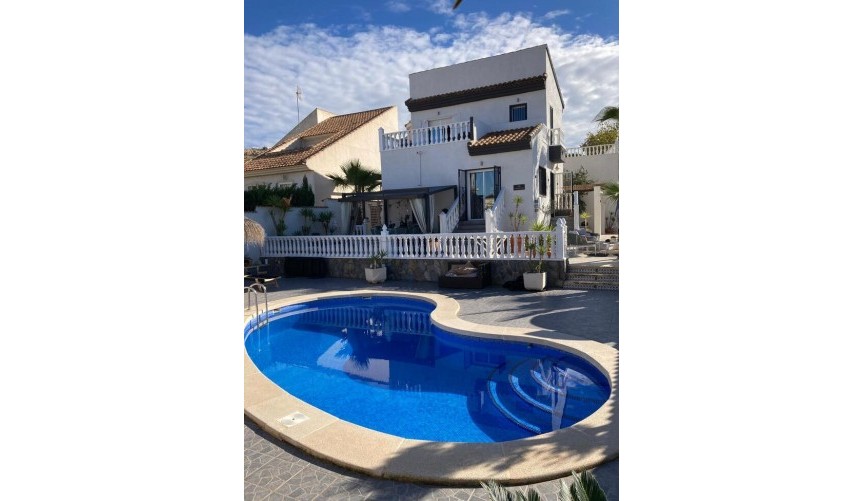 Brukt - Villa -
Benijofar - Costa Blanca