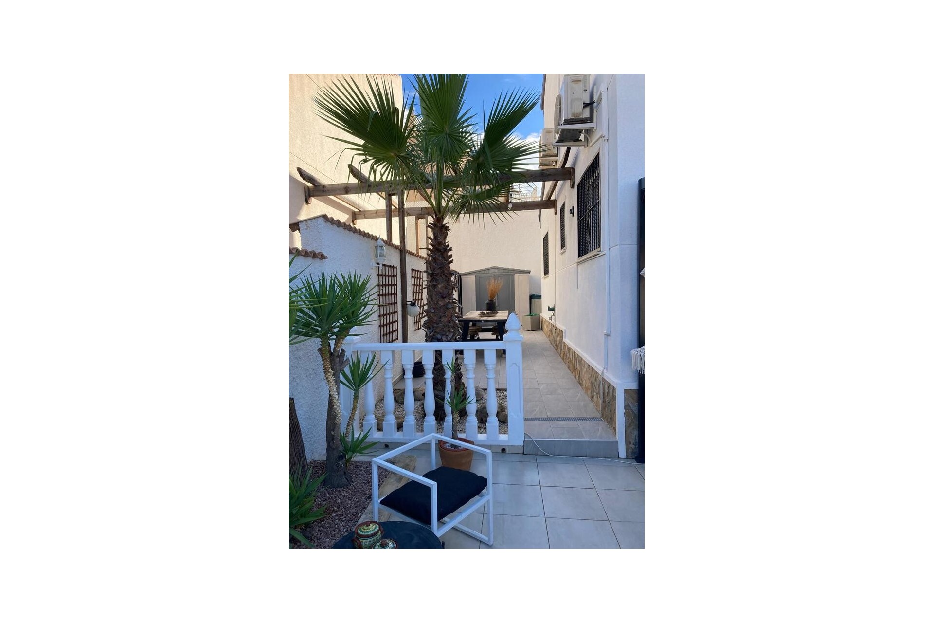 Brukt - Villa -
Benijofar - Costa Blanca