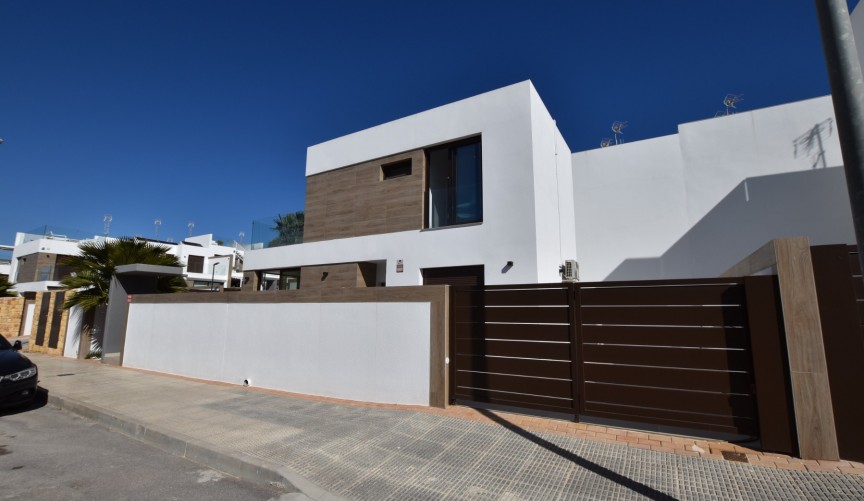 Brukt - Villa -
Benijofar - Costa Blanca