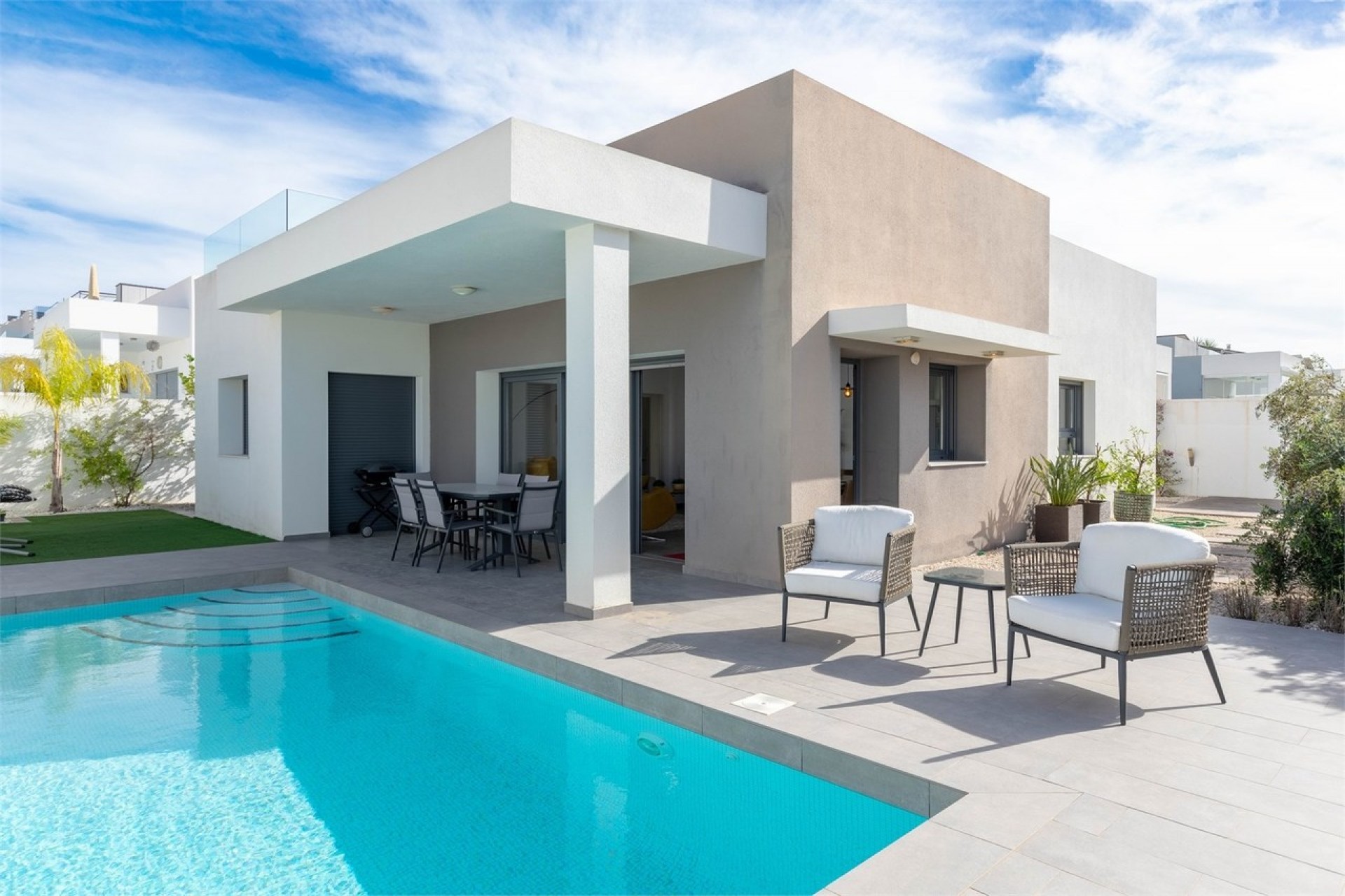 Brukt - Villa -
Benijofar - Costa Blanca