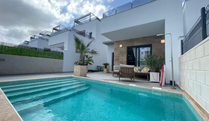 Brukt - Villa -
Benijofar - Costa Blanca