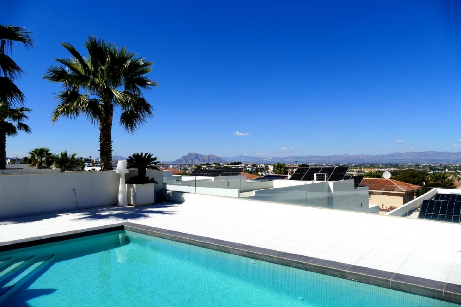 Brukt - Villa -
Benijofar - Costa Blanca