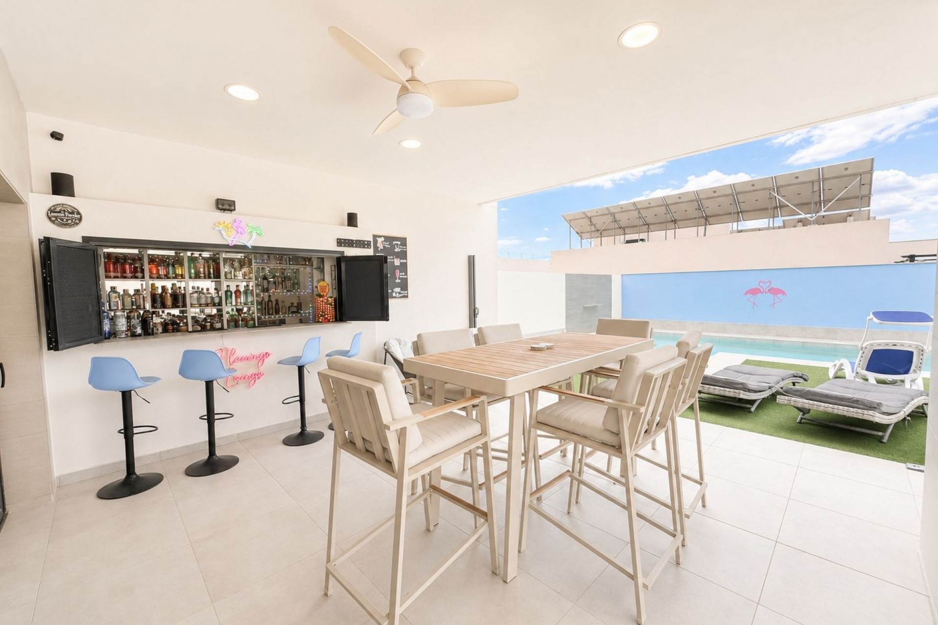 Brukt - Villa -
Benijofar - Costa Blanca