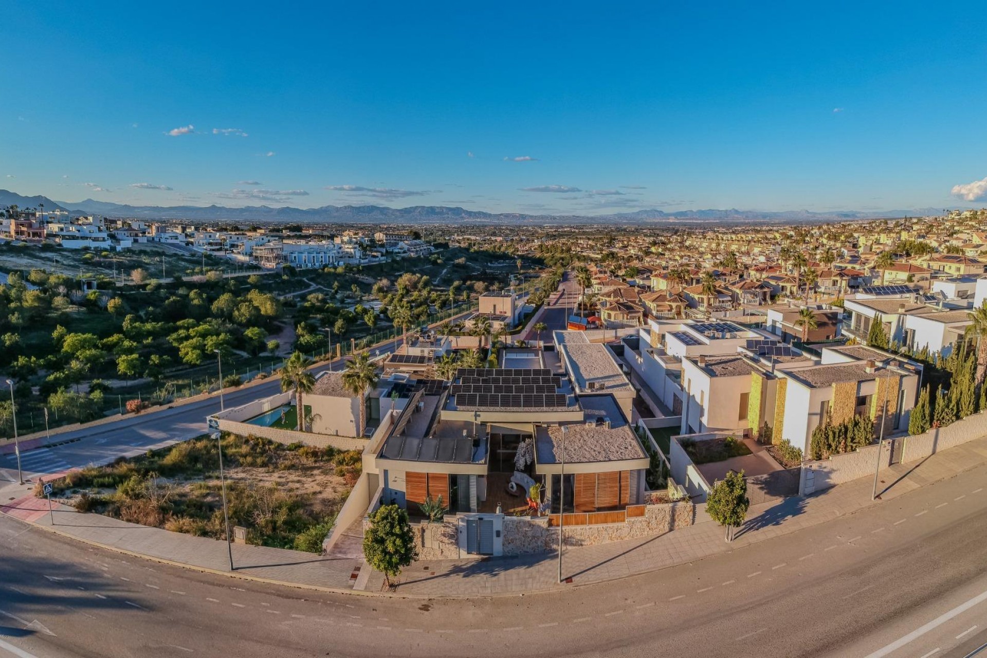 Brukt - Villa -
Benijofar - Costa Blanca