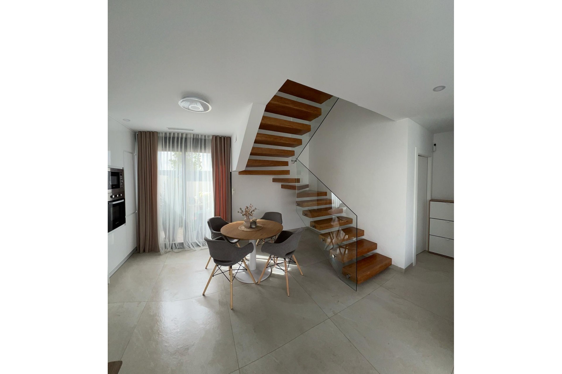 Brukt - Villa -
Benijofar