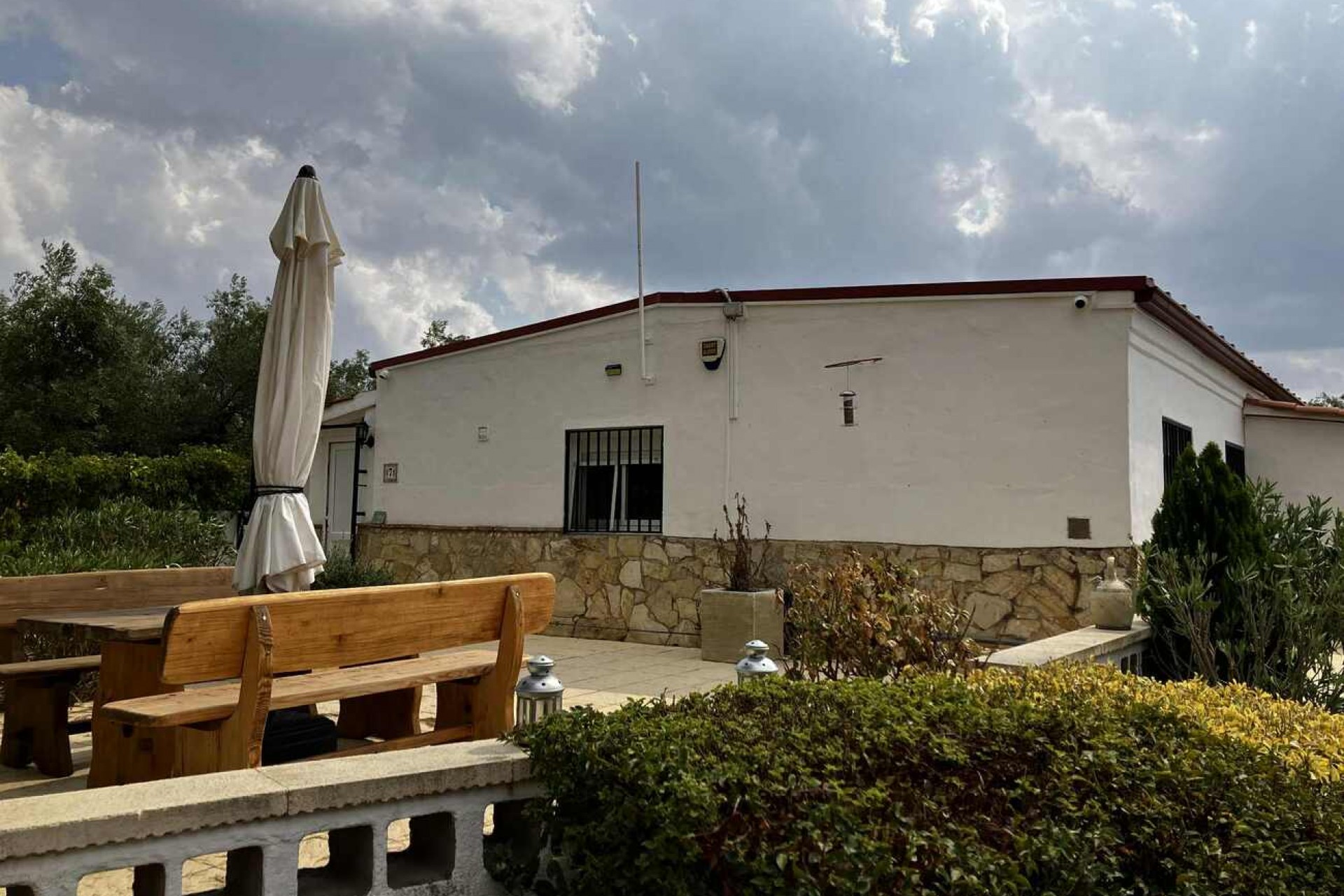 Brukt - Villa -
Biar - Costa Blanca