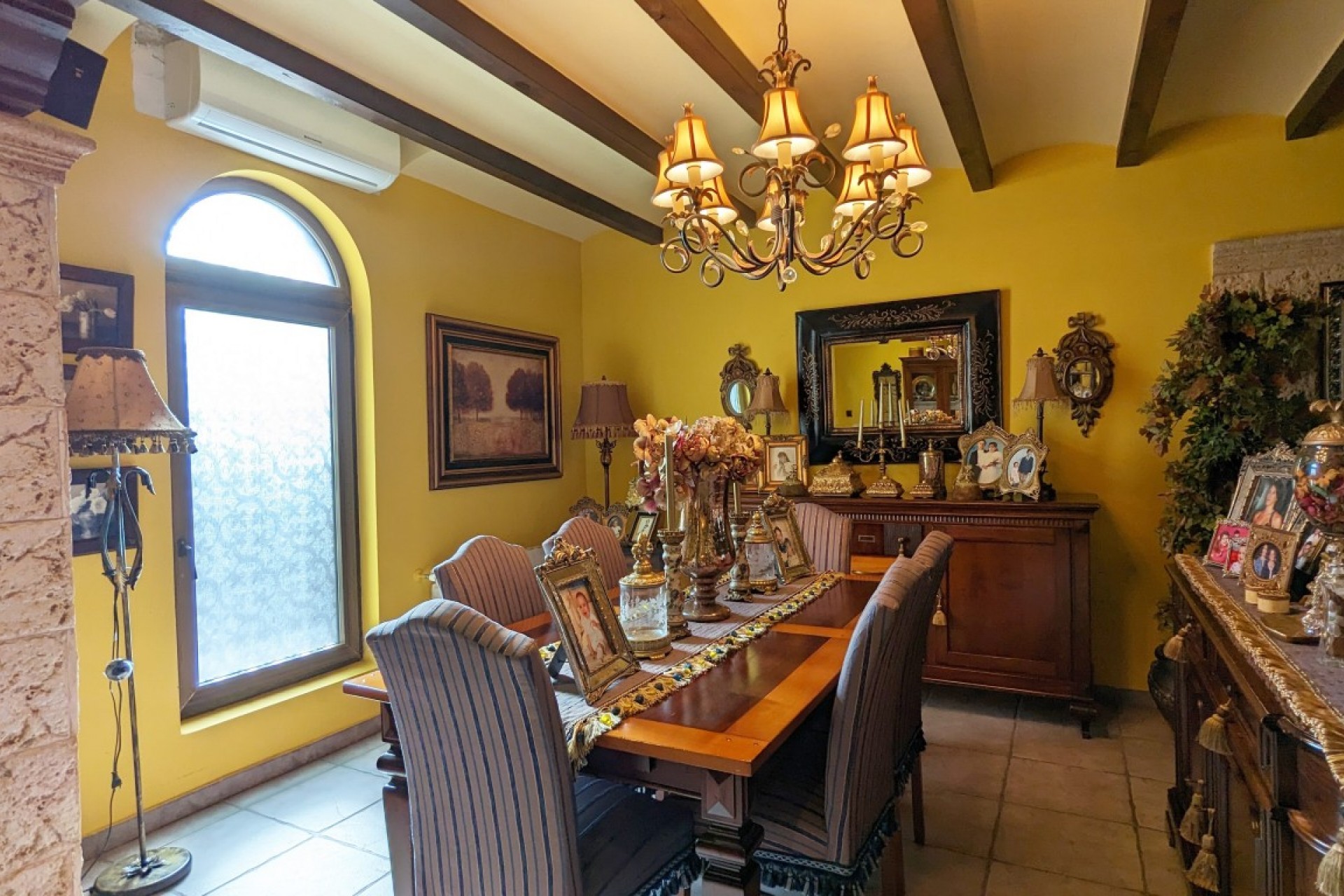 Brukt - Villa -
Bigastro - Inland