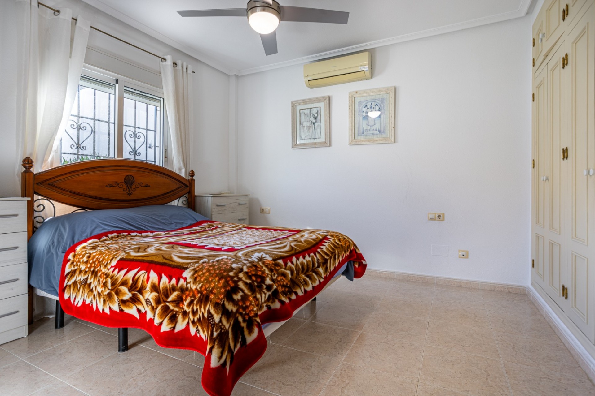 Brukt - Villa -
Bigastro - Inland