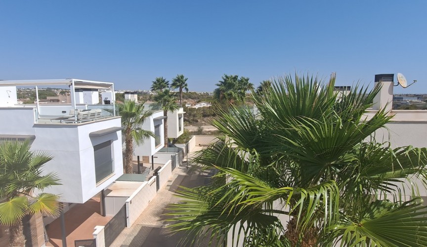 Brukt - Villa -
Cabo Roig - Costa Blanca