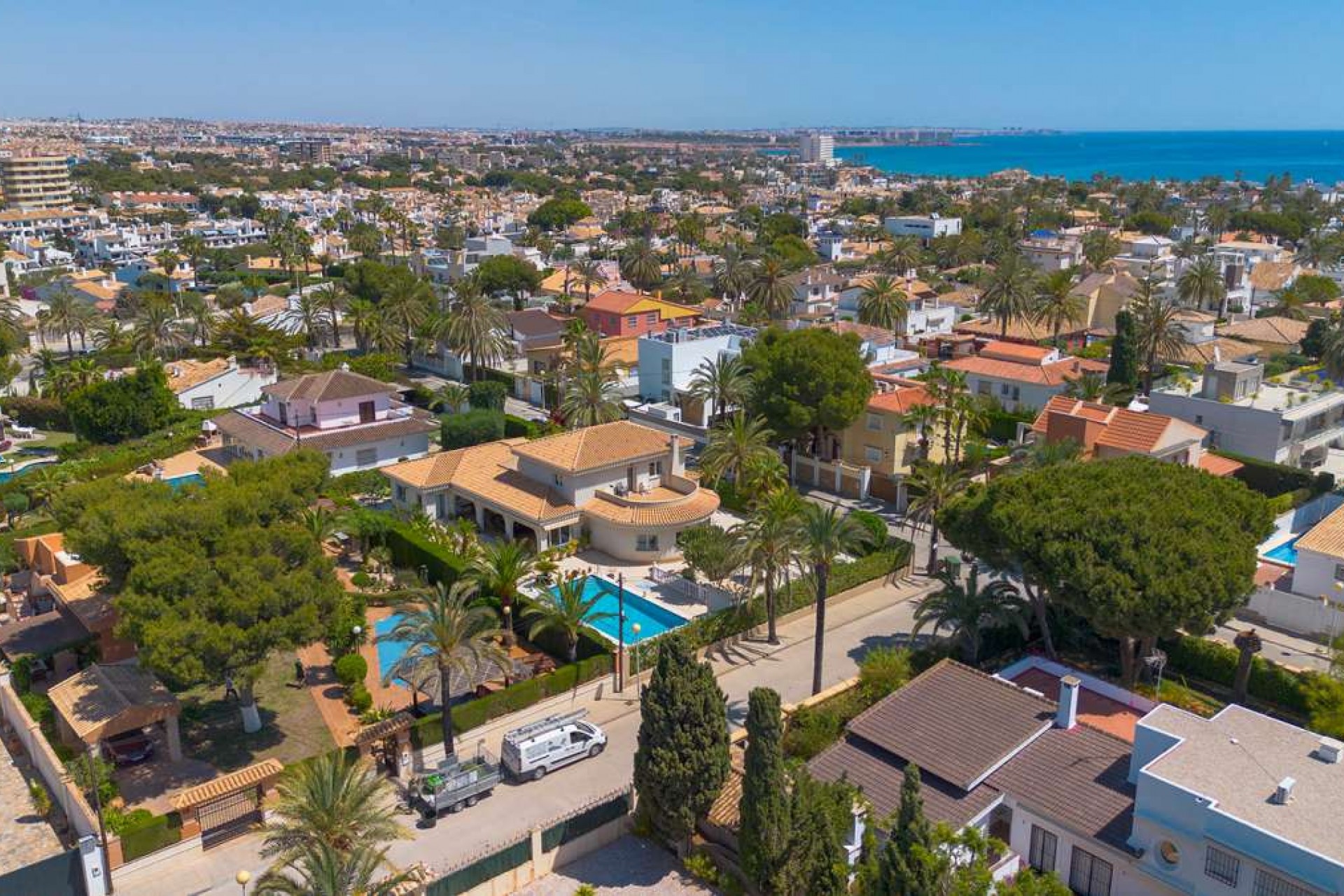 Brukt - Villa -
Cabo Roig - Costa Blanca