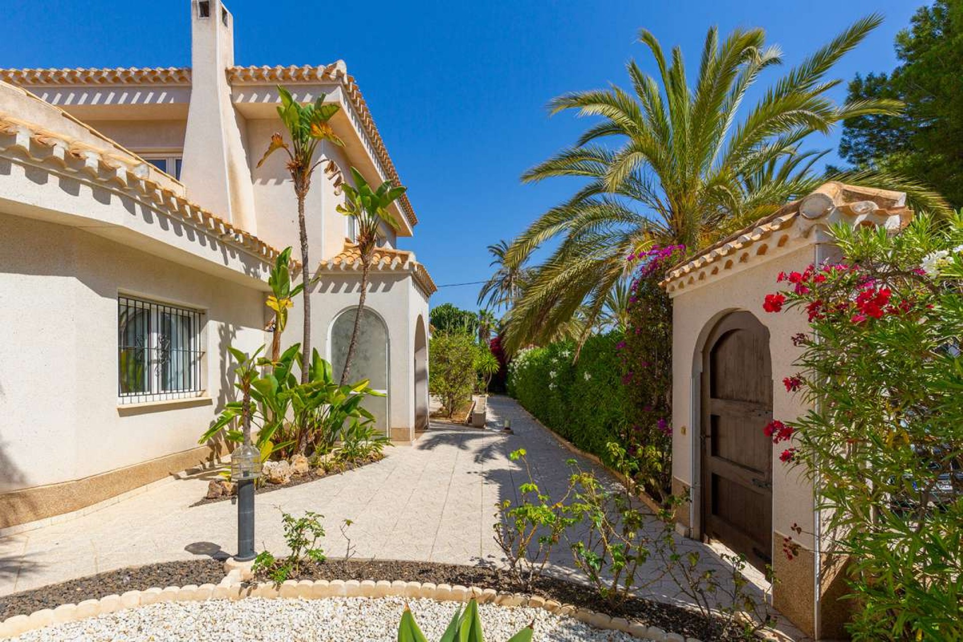 Brukt - Villa -
Cabo Roig - Costa Blanca