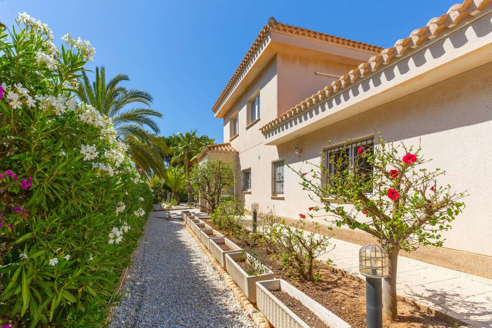 Brukt - Villa -
Cabo Roig - Costa Blanca