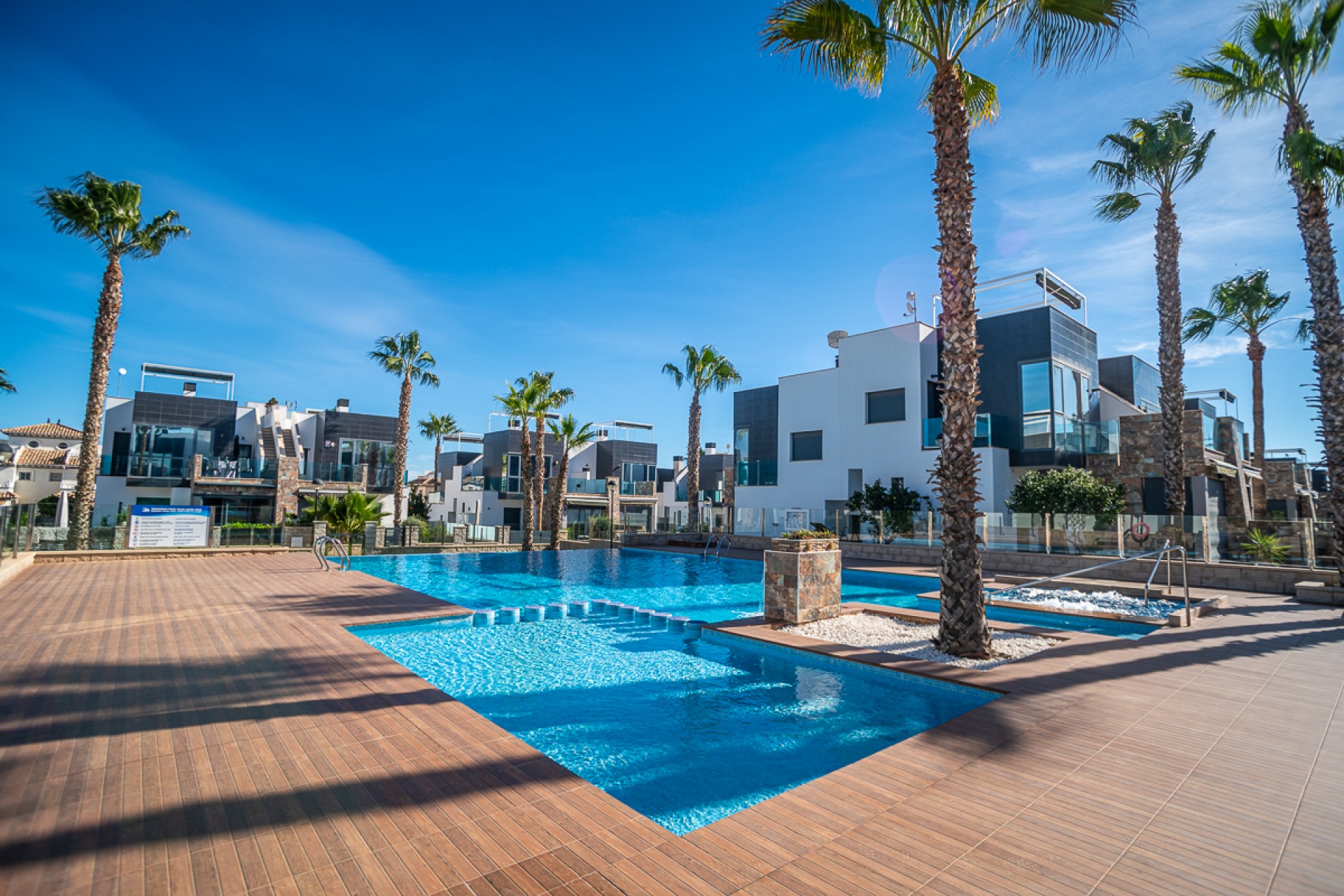 Brukt - Villa -
Cabo Roig - Costa Blanca