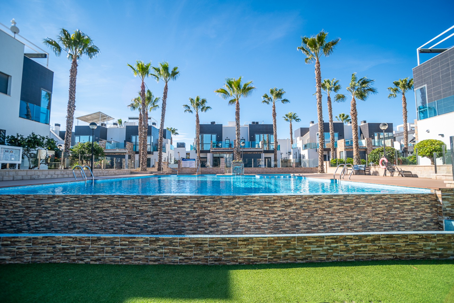 Brukt - Villa -
Cabo Roig - Costa Blanca