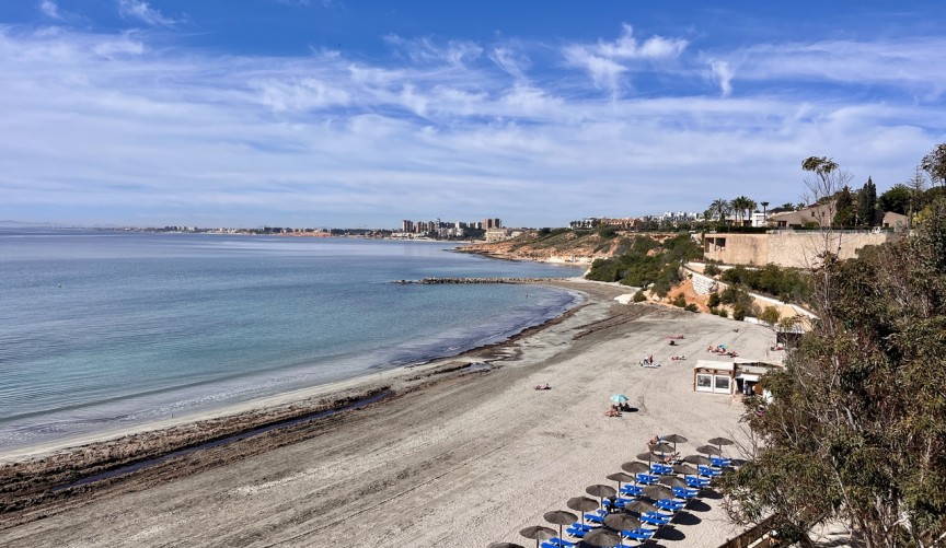 Brukt - Villa -
Cabo Roig - Costa Blanca