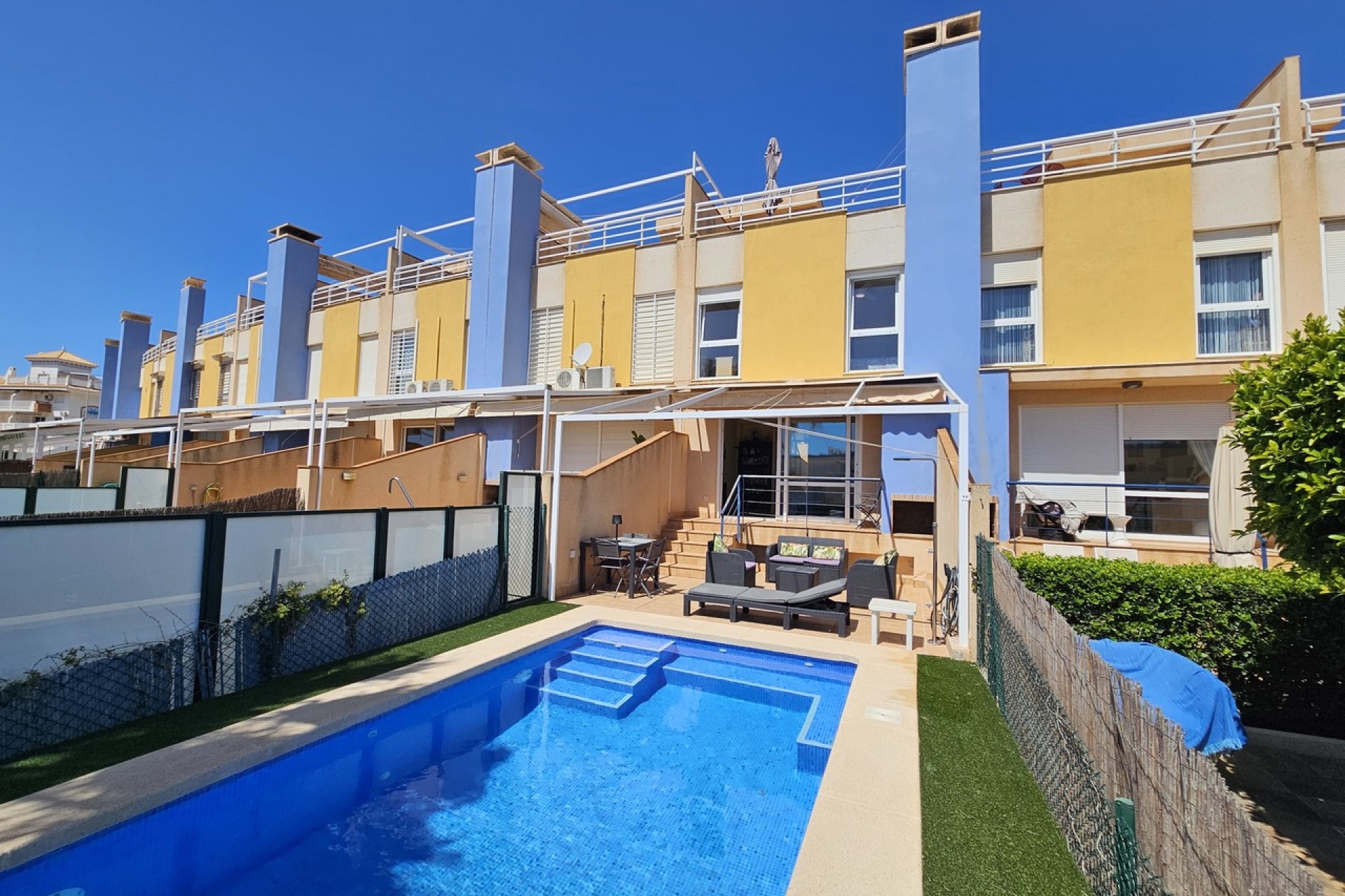 Brukt - Villa -
Cabo Roig - Costa Blanca