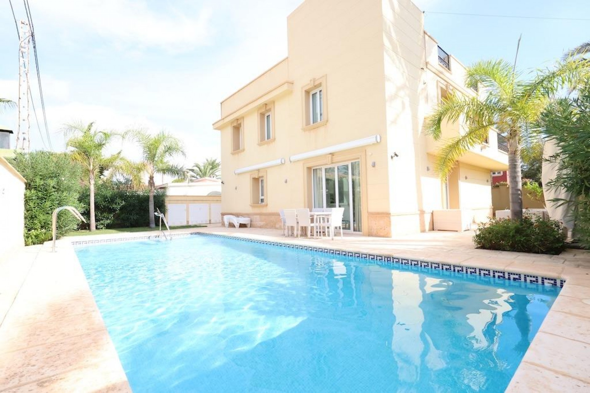 Brukt - Villa -
Cabo Roig - Costa Blanca