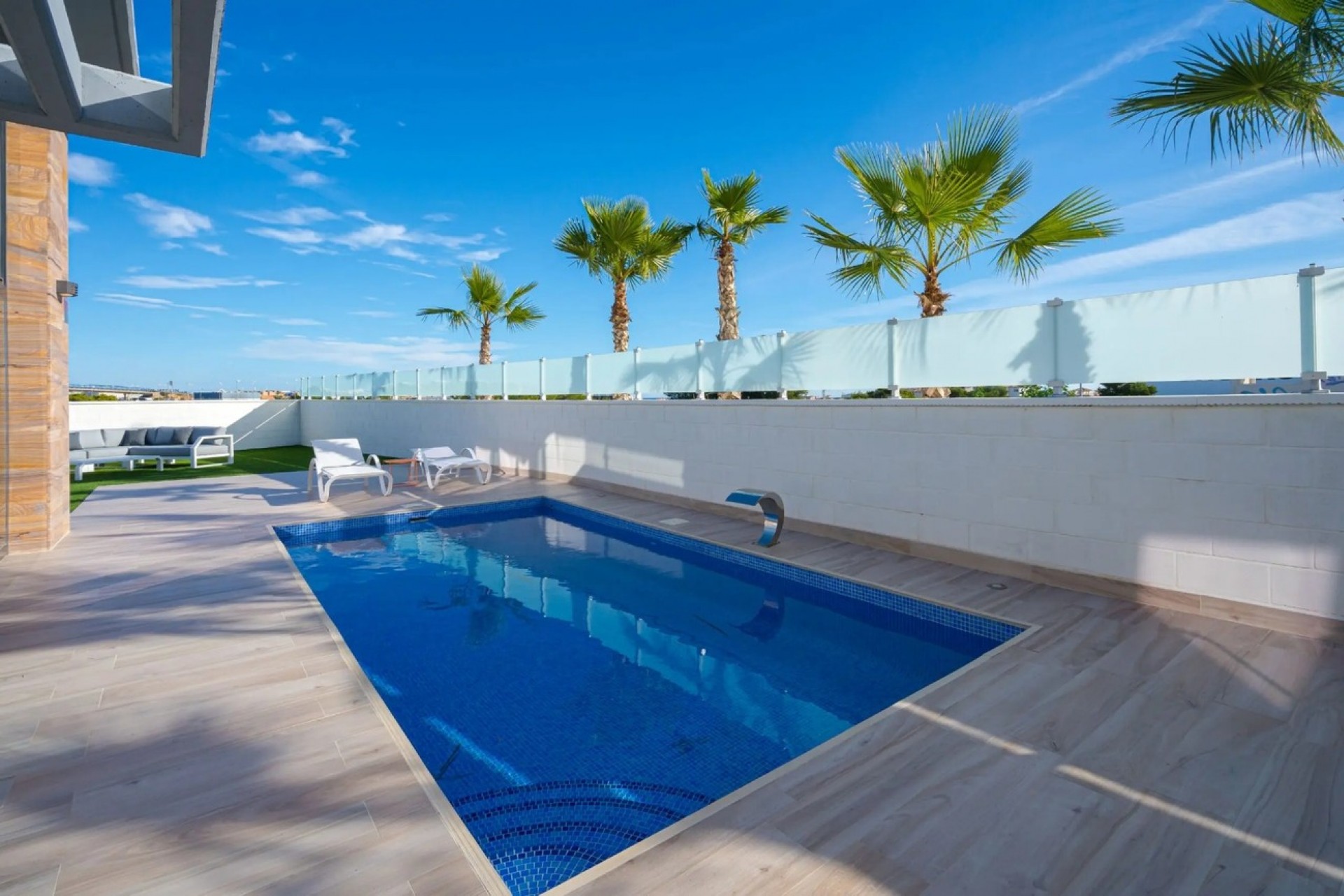 Brukt - Villa -
Cabo Roig - Costa Blanca