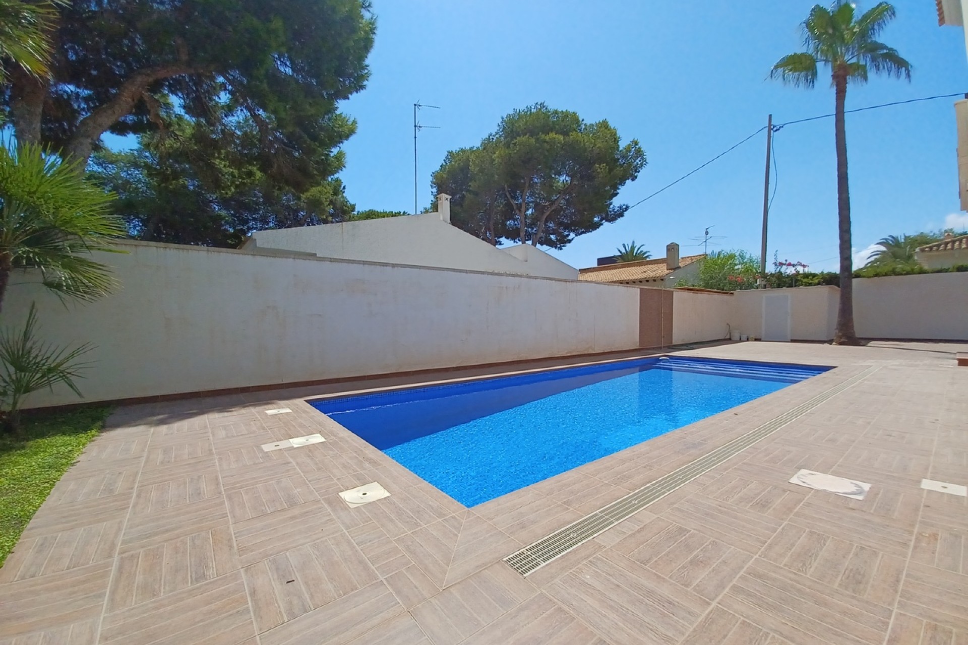Brukt - Villa -
Cabo Roig - Costa Blanca