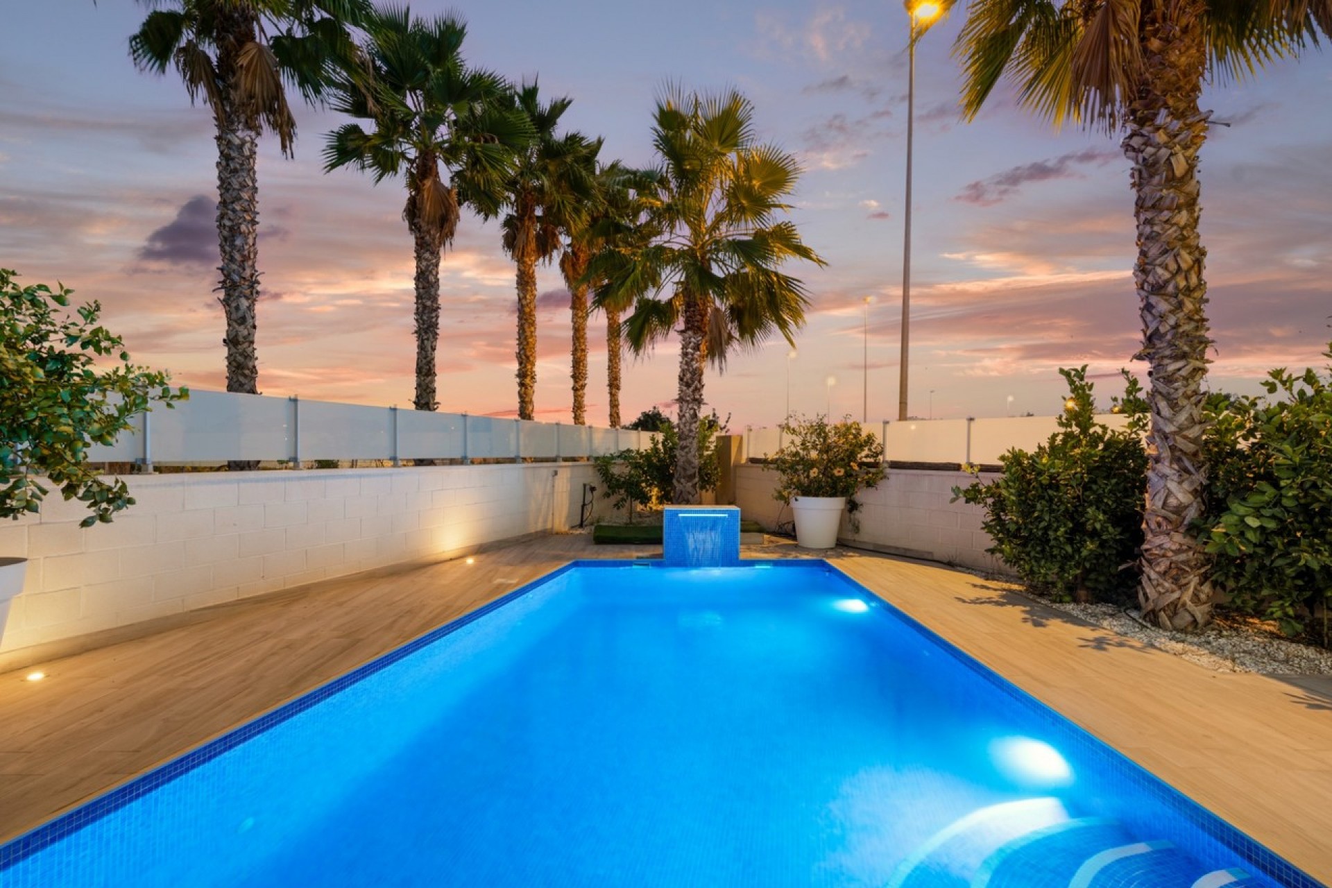Brukt - Villa -
Cabo Roig - Costa Blanca